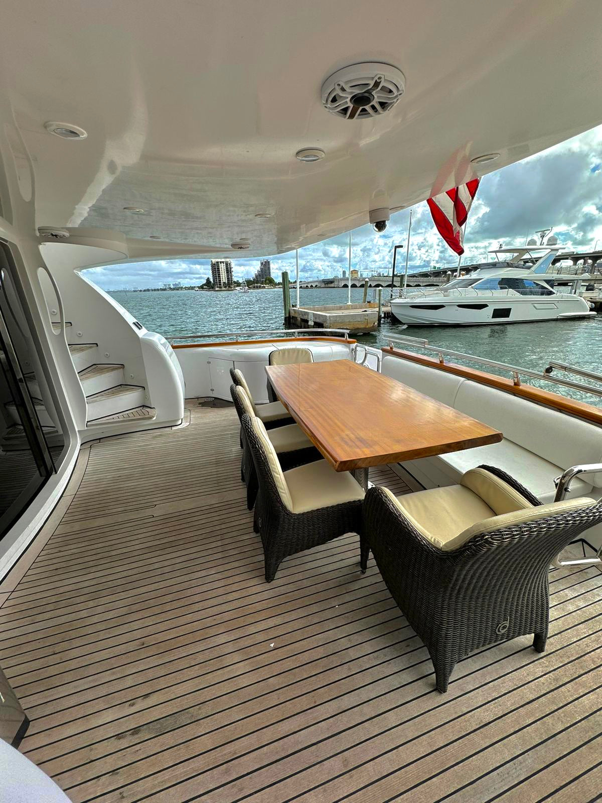 110ft Maiora Experience