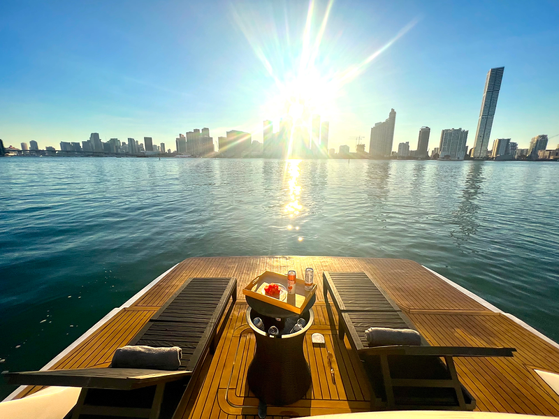 65ft Aicon Experience