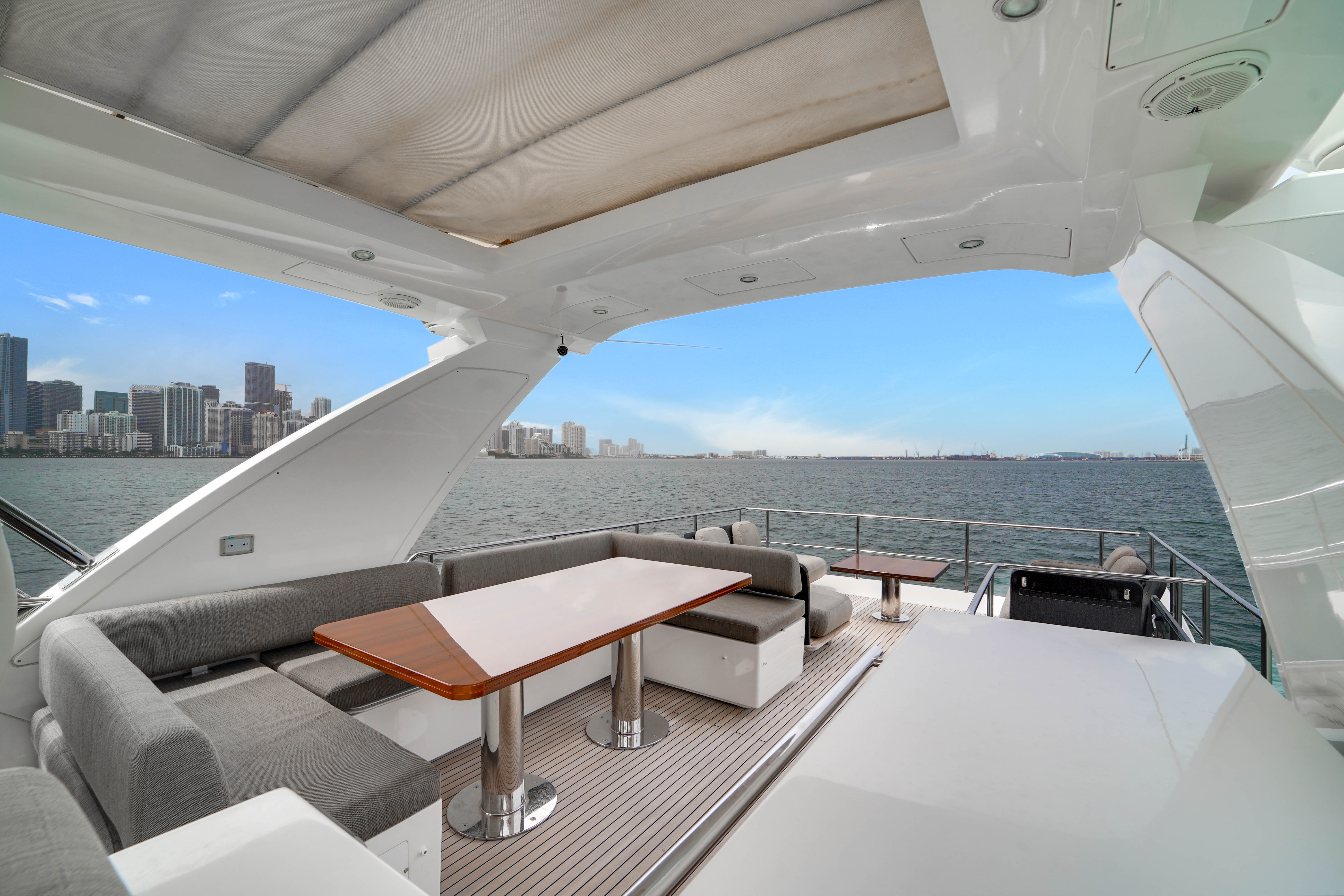 70ft Azimut Experience