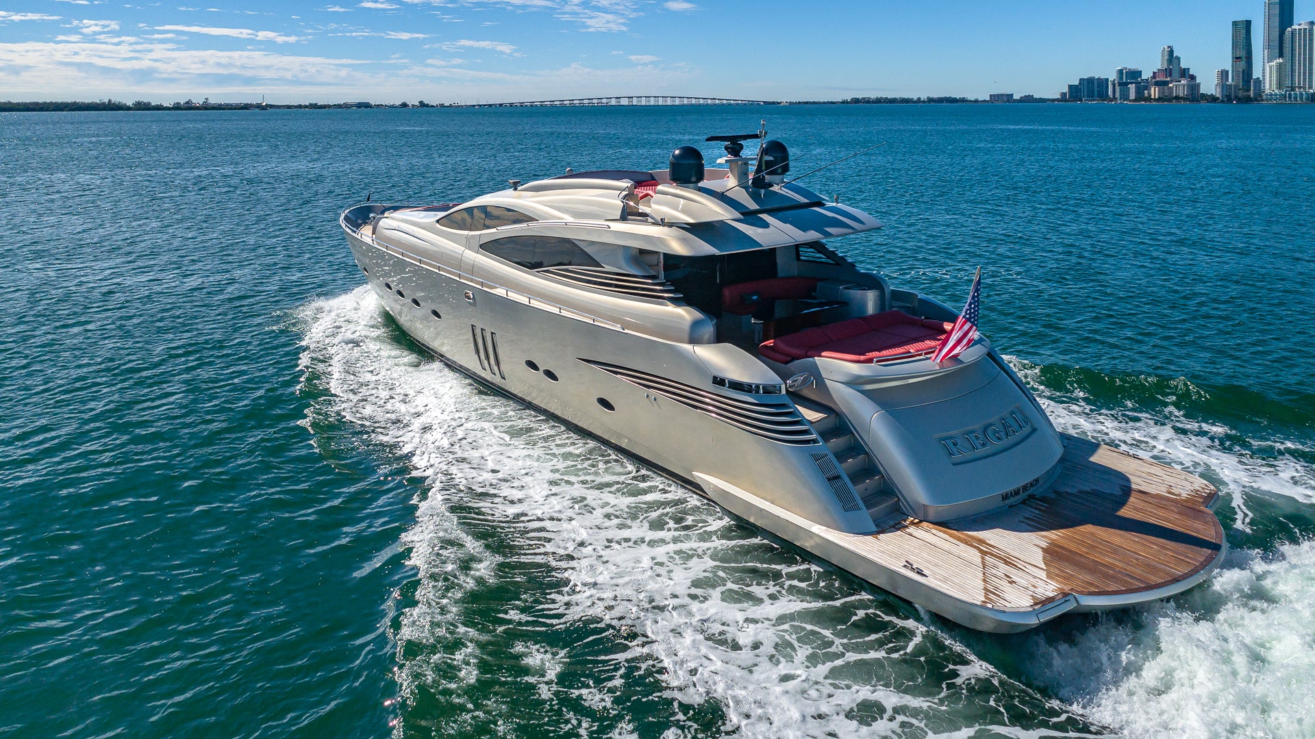 90ft Pershing Experience