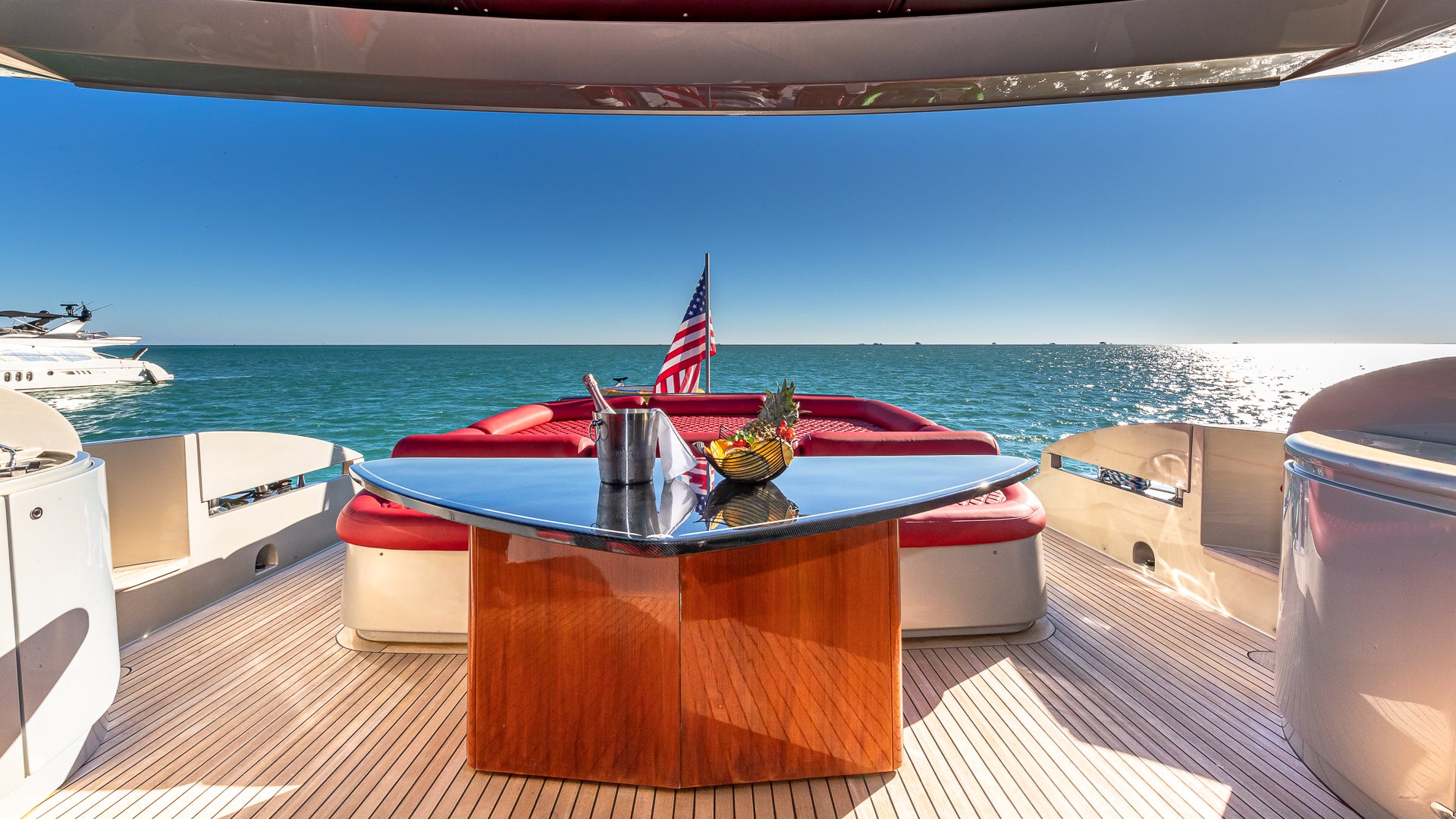 90ft Pershing Experience