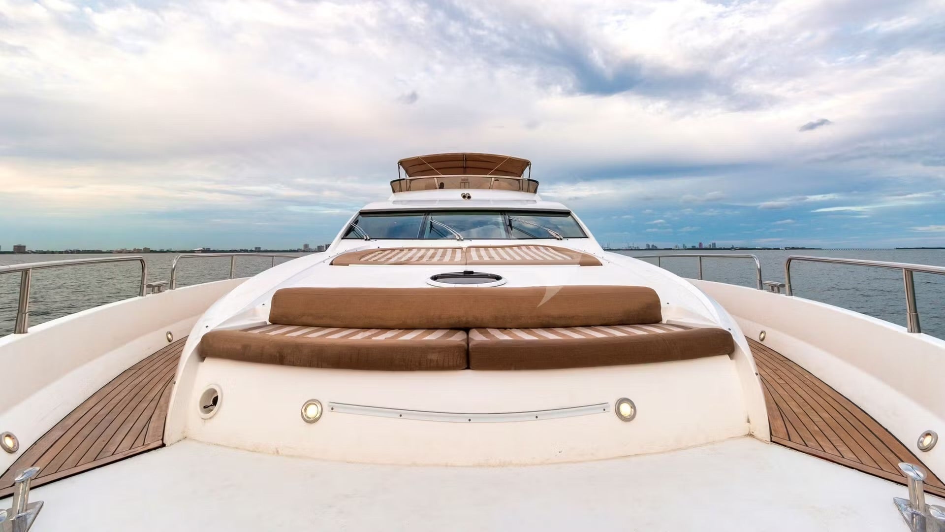 90ft Sunseeker Experience